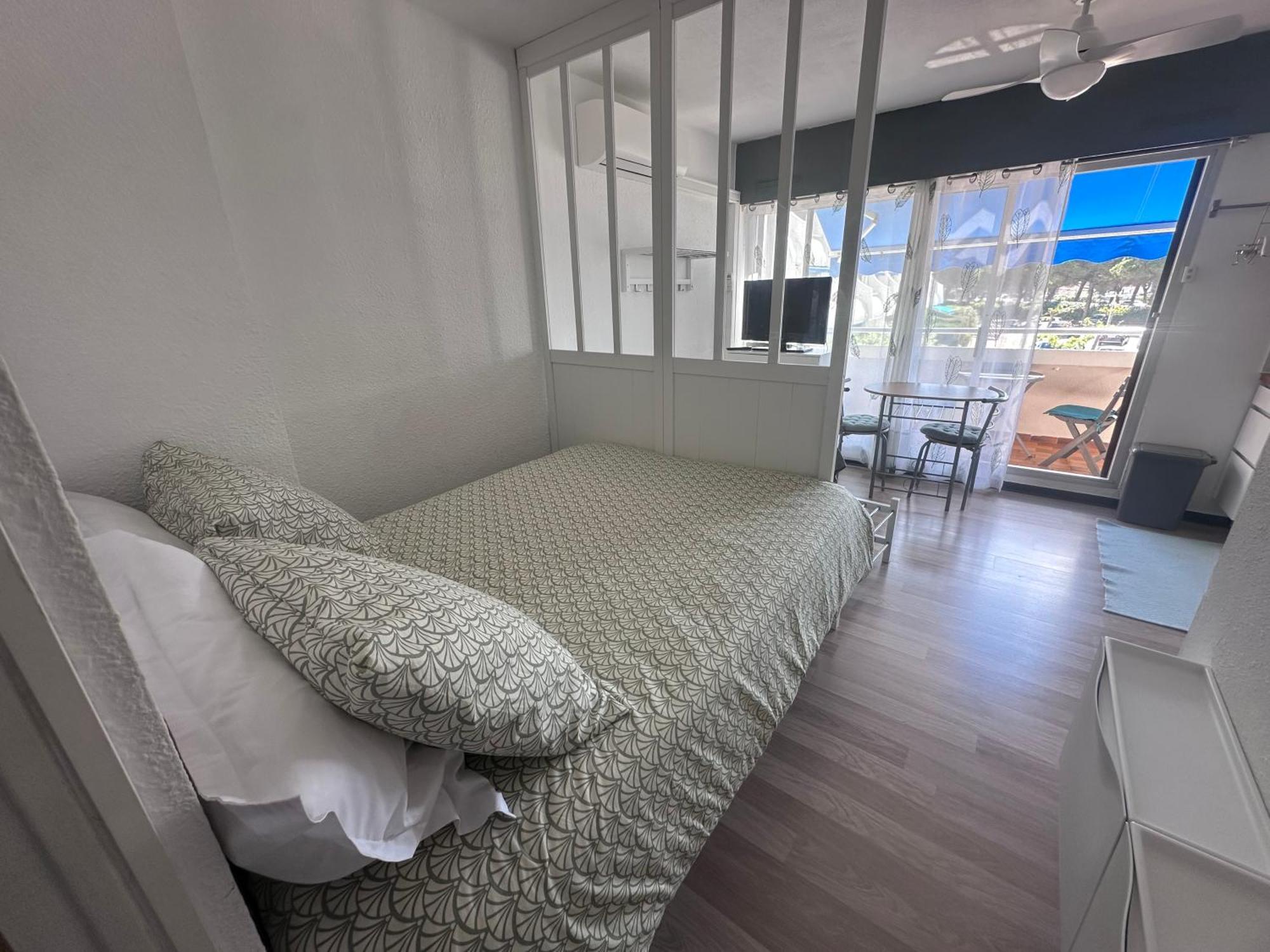 Beau Studio Climatise En Bord De Mer Et Wi-Fi 勒格罗-迪鲁瓦 外观 照片
