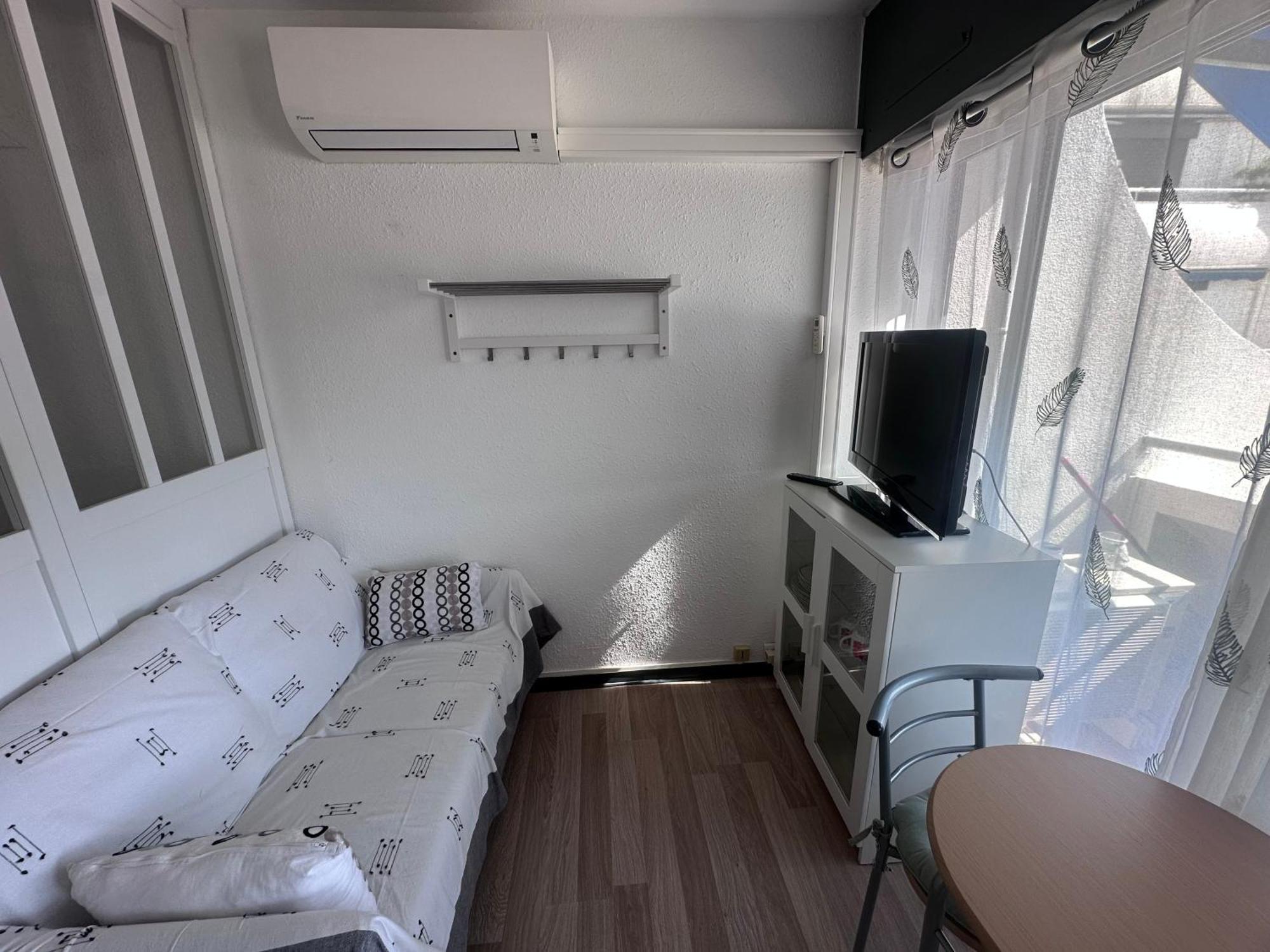 Beau Studio Climatise En Bord De Mer Et Wi-Fi 勒格罗-迪鲁瓦 外观 照片